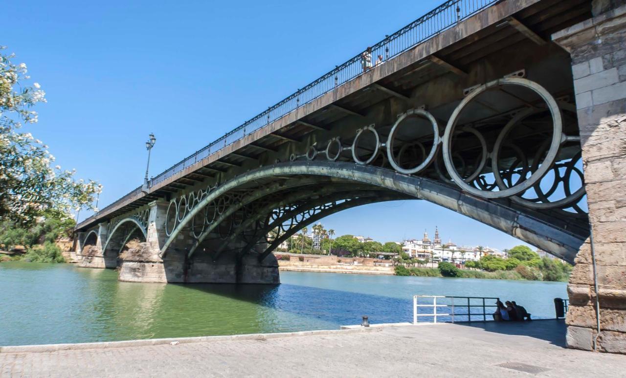 Betis Deluxe Riverside Sevilla Eksteriør billede